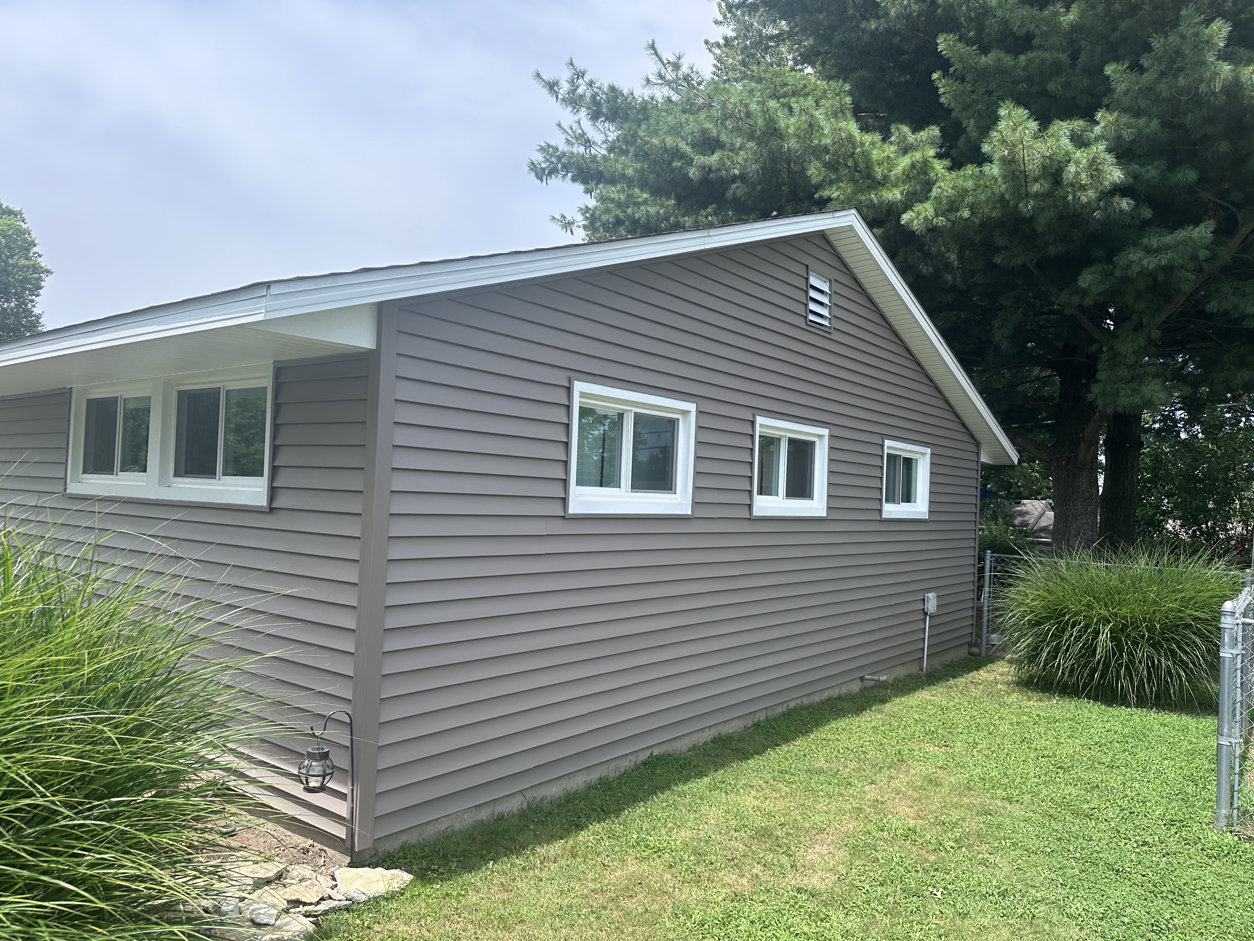 Gray Ranch Side View