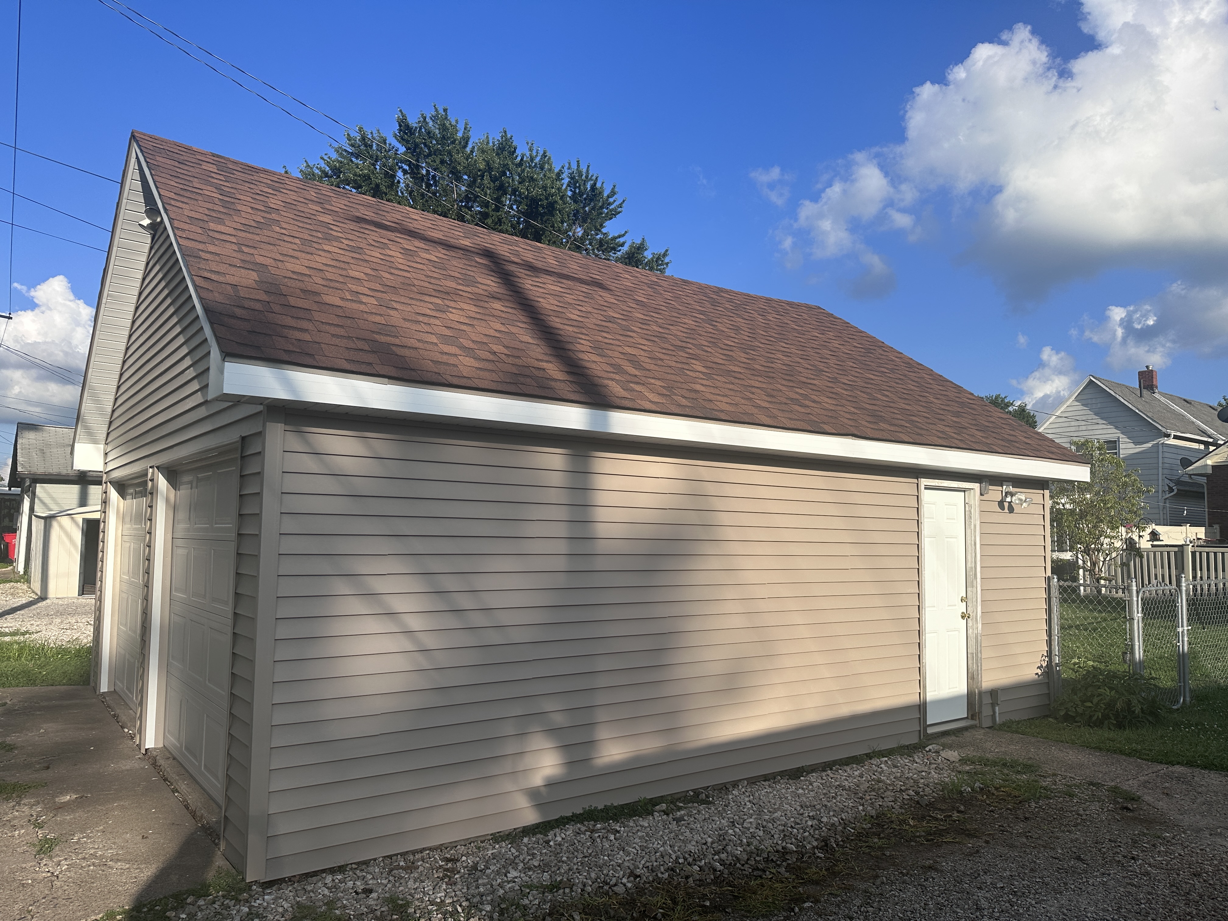 Tan Garage Single Bay