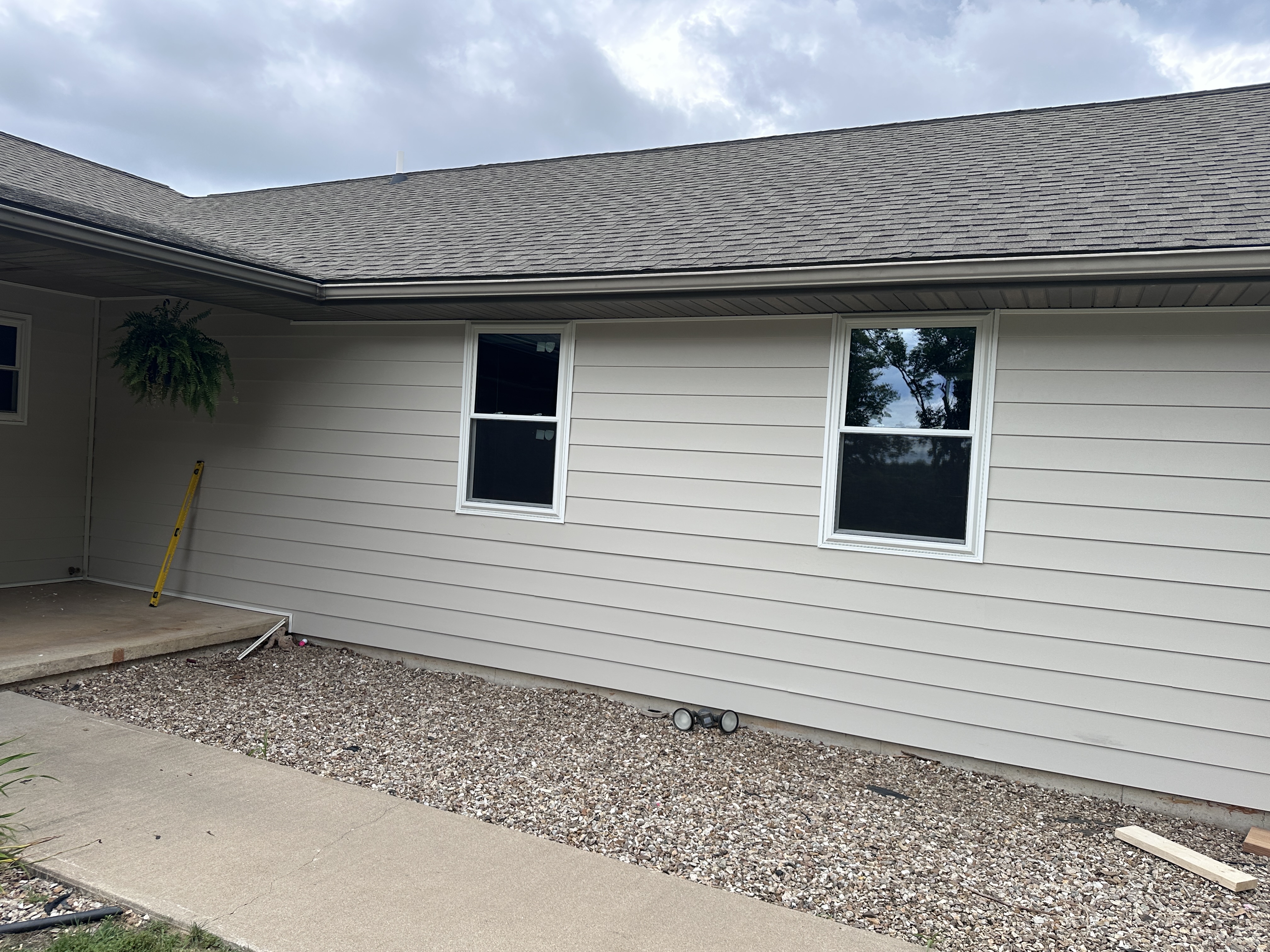 Tan Ranch Complete Exterior